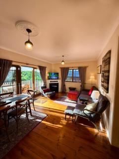 Korla Cottage, Leura Family & Pet Friendly Stay - 5
