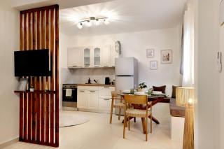 The PINE - Stylish city apartment Comfort and Cosiness for 4 - 2