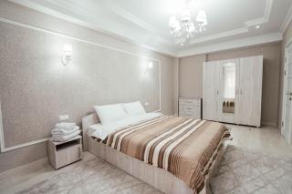 Spacious City Park Apartment - 9