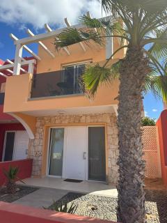 Large Townhouse close to Beach - 3