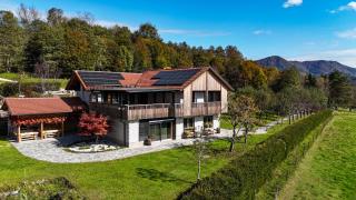 Hiša na Hribu- A Peaceful Hilltop Escape above river Kolpa - 9