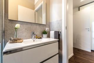 StayEasy Crocetta - Duomo walking, 2 bedrooms 2 baths - 1