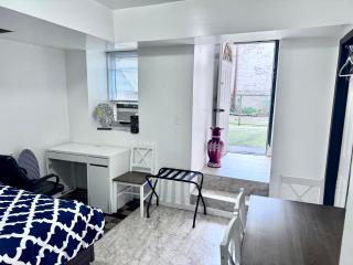 PRIVATE 2 BR Apt with PRIVATE Backyard in LIC !!! - 3