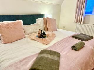 Secluded Hot Tub, With Views - Abergavenny - 7