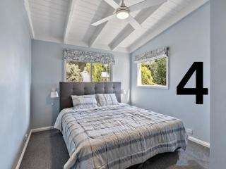Beautiful hill side house - 8