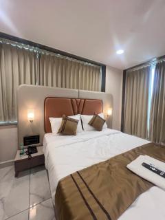 Hotel Soho Bharuch - 7