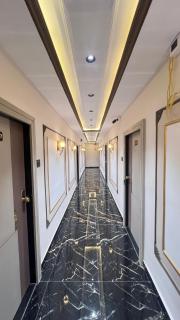 Hotel Soho Bharuch - 4