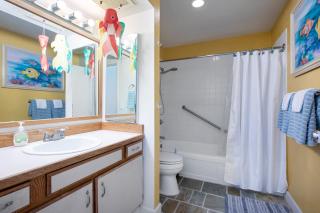 Kailua Bay Resort 4-305 condo - 5