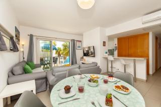 Top-Floor Marina 2 bed Apartment - 7