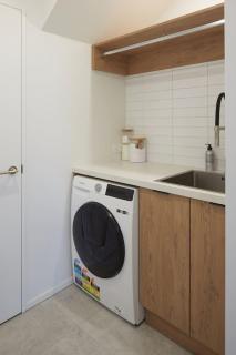 Spacious 3 Bedroom Townhouse Steps from the CBD - 2