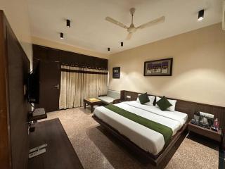 Hotel Mount Regency by SAH - 4