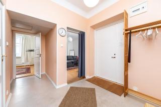Classy central flat,2-BR,private parking,Smart TV - 3