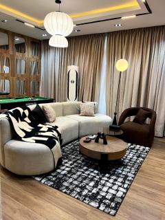 Pelebet Luxury 2-Bedroom Waterfront Apartment, Ikate Lekki - 1