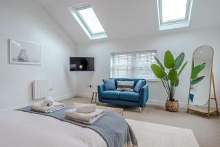 Hidden GEM Cottage Central with Parking - 7