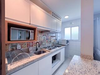 Apê com A/C, Garagem e Piscina em Canasvieiras - 6