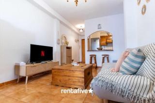 rentafive - Terraza, Piscina, Parking, Cerca Playa - 0