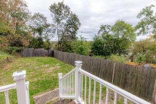 Modern 7BR Retreat - 4