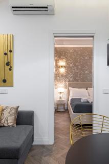 B Home - Diamond in the City Center - 3
