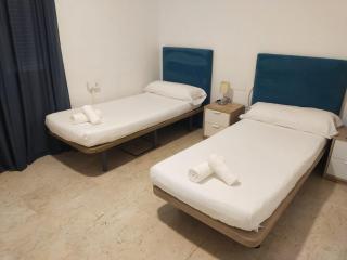 Deluxe Hostel Sevilla - 1