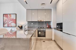Chic 1-Bedroom Retreat in Heart of Business Bay - 5