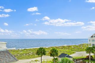 New Listing! Port O' Call A302 - Top Floor View! - 4