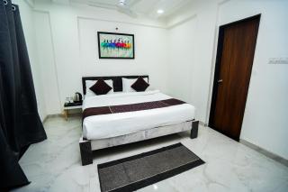 SwagStay Hotel Riviera - 0