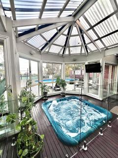 'Wallan luxury house - 3