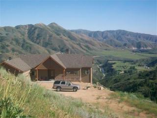 Spectacular Views and Rural Setting Close to Boise - 9
