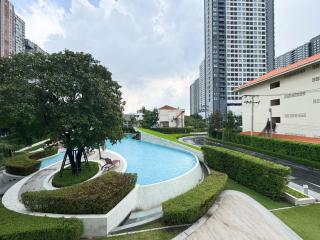 Value Stay in BKK 3 Pools,Family Friendly - 0