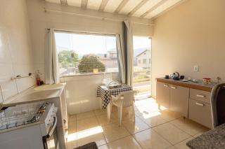 Apto c Varanda, Garagem e Vista das Montanhas - 1