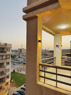 Stylish Stay in B6 - 7