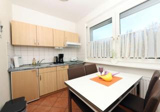 Ferienwohnung Schloss Altenburg der WAG - 4