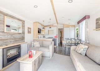 Andrewshayes Holiday Park - 5