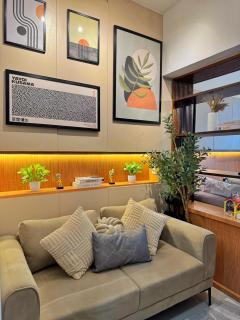 1-BR condo unit near Rockwell, Poblacion - 5