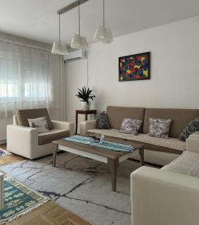 SunnyHill Apartments Pristina - 9