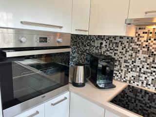 Homey Haven near Hauptbahnhof with parking extra - 1