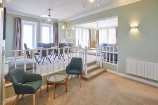 Host & Stay - Swift View - 2