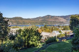 Roe Parker House - Hood River - 5