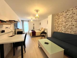 City Center - Duplex Studio - Close to RER - 5