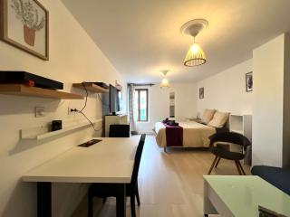 City Center - Duplex Studio - Close to RER - 4