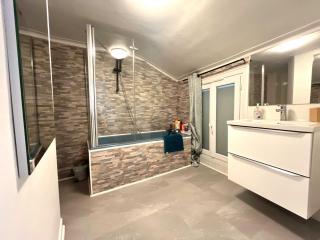 City Center - Duplex Studio - Close to RER - 6