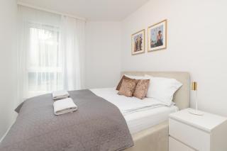 Piastowska 30 Garden Free Parking by Renters Prestige - 2