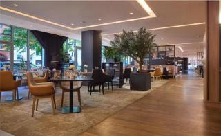 DoubleTree by Hilton Hannover Schweizerhof - 3