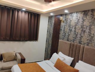 Hotel White Saffron - 5