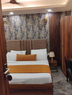 Hotel White Saffron - 3