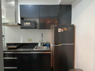 Near Airport with Beach View Urban Oasis by Cataleia - 7