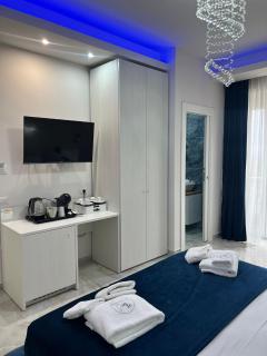 La Romantique Rooms and Apartments TROPEA - 1