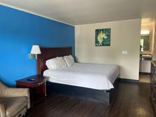 Capitol Inn by Belvilla Richmond Airport VA - 0