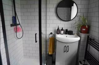 Kozy bed in the heart of London bed&breakfast included - 1