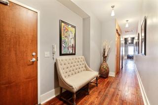 Ellis Square Loft - 3